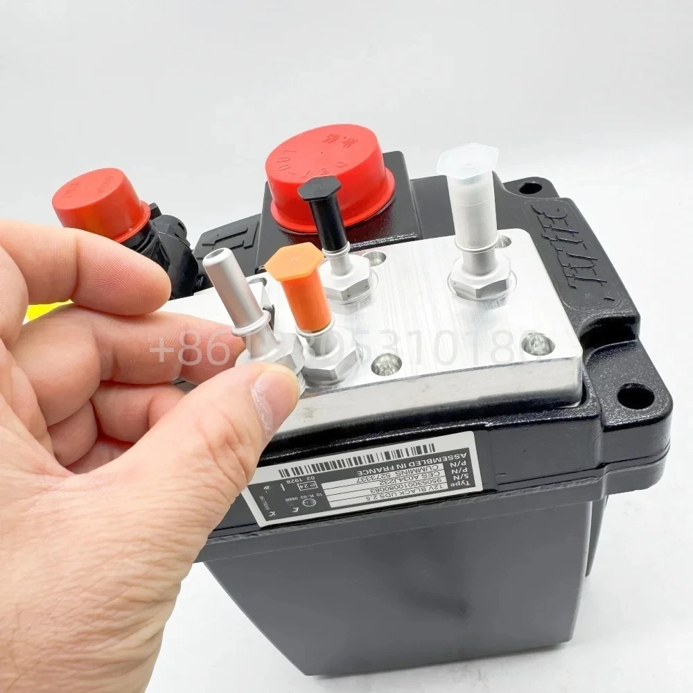 Metall-Schnellverbinder passend für MAN LKW CUMMINS Emitec Harnstoffpumpe φ9,49 φ7,89 φ6,3 5273338 5273337 81154036134 81154036118 – Detail 3