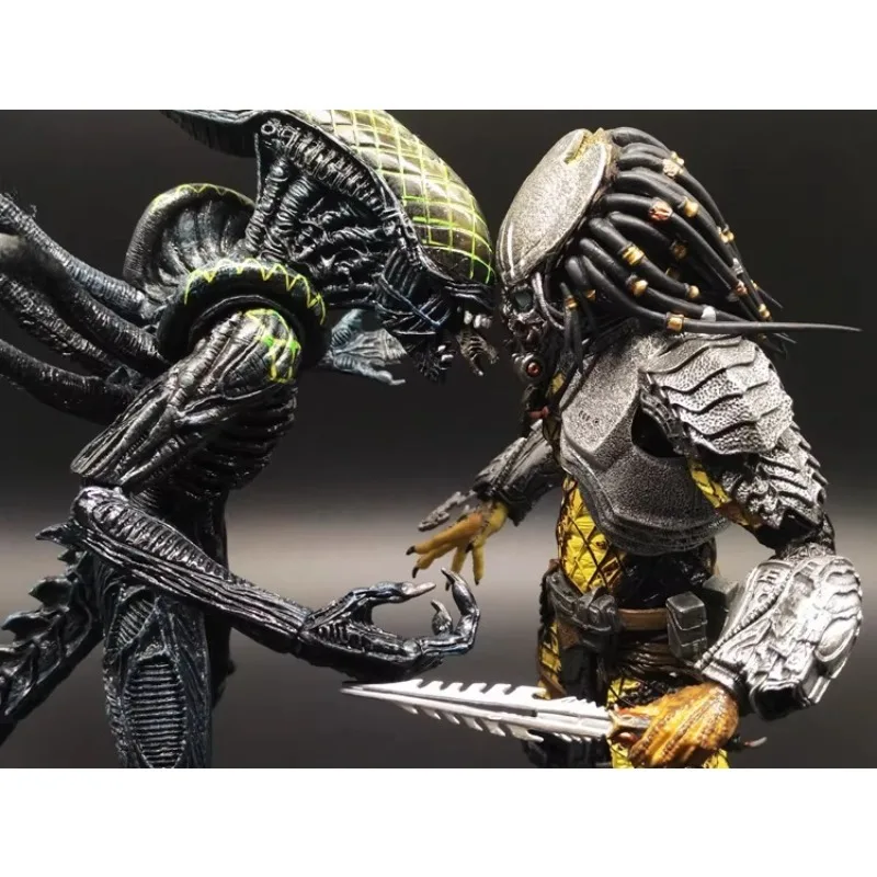 

In Stock 23cm Action Figures Iron Blood Warrior Alien Dog Joint Movable Toy Model for Movie Dolls Ornaments Gift Collection