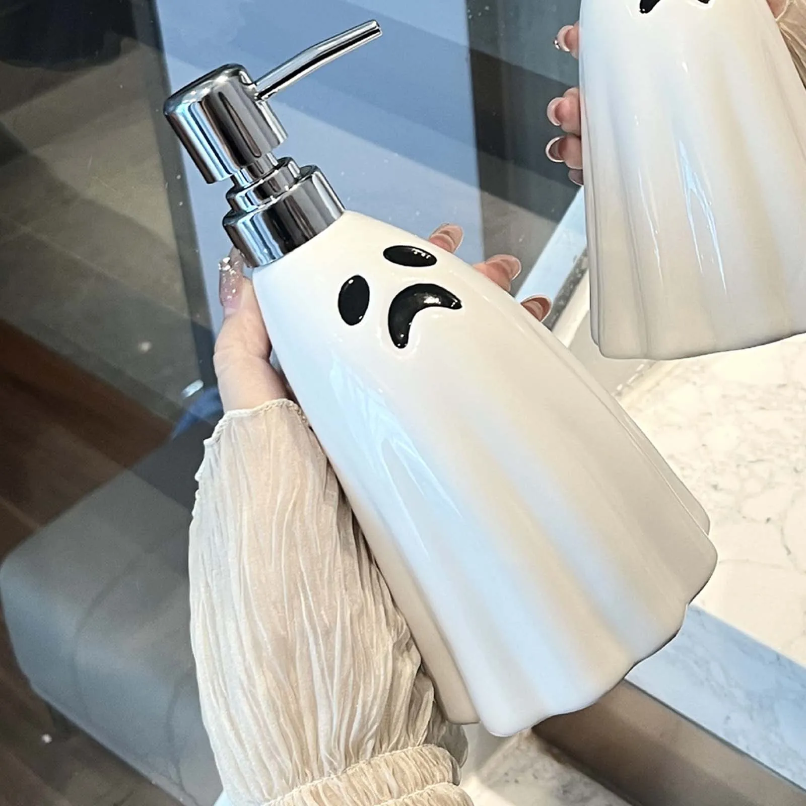 400ml Ceramic Soap Dispenser Hand Sanitizer Bottle Large-Capacity Lotion Pump Dispenser for Halloween Bathroom Decor