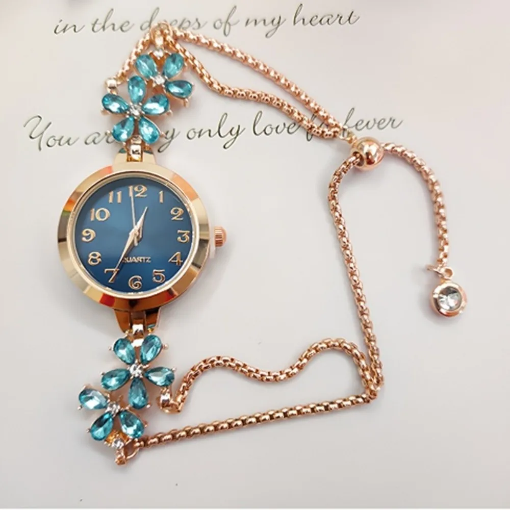 Adjustable Women's Quartz Watch Quartz Movement Waterproof Bracelet Watch Diamond Inlaid Drawstring Design Flower Bracelet Watch