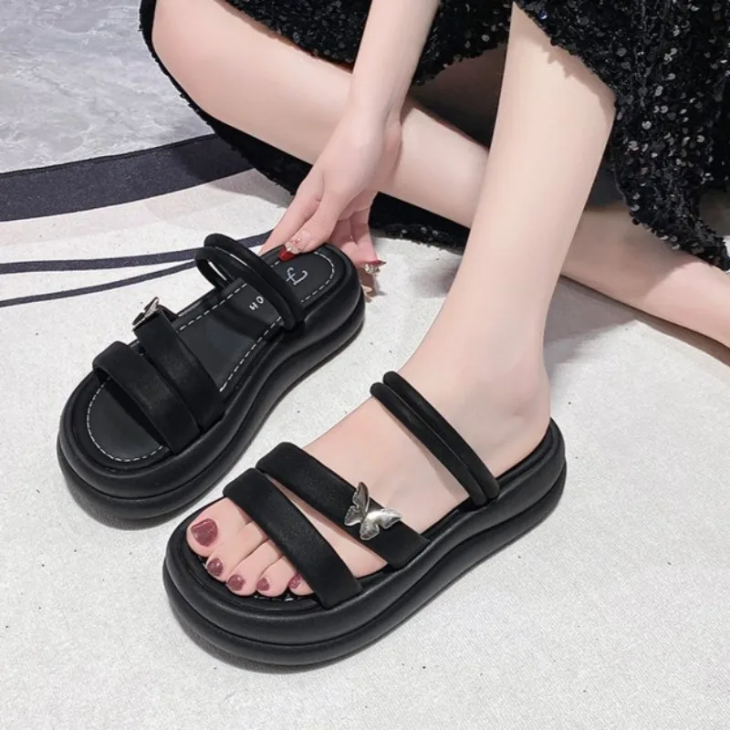 Netizen Fairy Cool Slippers for Women Summer 2024 New Trend High Heels Versatile Anti slip Thick Sole Beach Sandals for Women