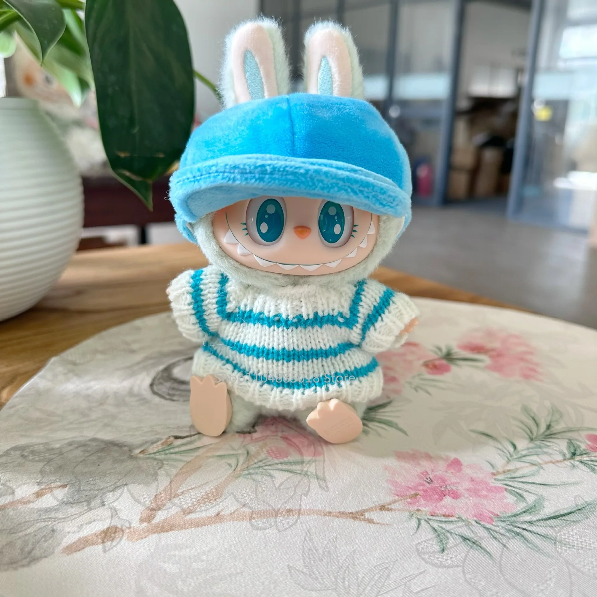 

17cm Labubu I II Idol Dolls Sweater Hat Winter Suits Clothing Accessories For Korea Kpop Exo Sitting Party Plush Doll'S Clothes