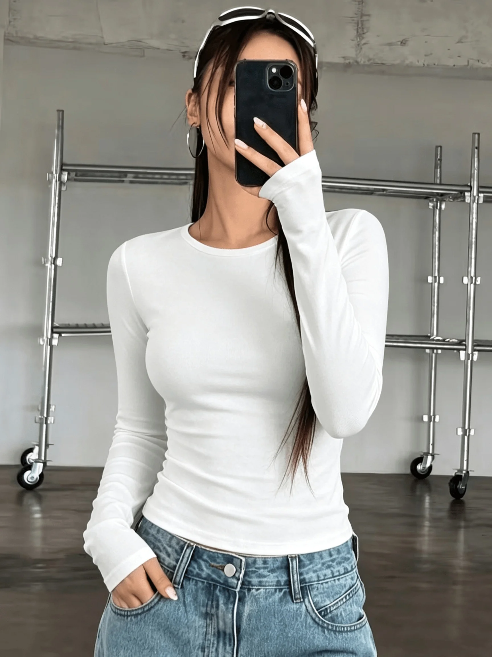 Women's Long Sleeve T-Shirt Casual Comfortable round Neck Solid Color Waist Cinched Top for Daily Autumn Commuting