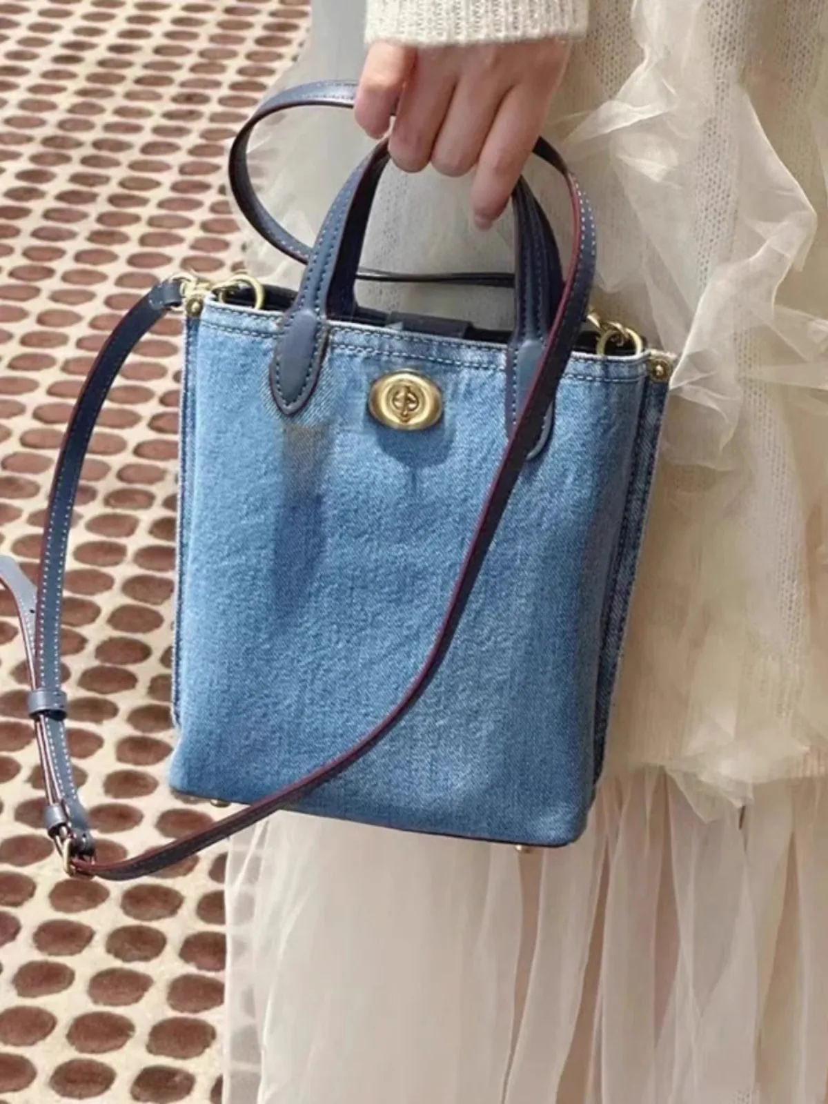 

Новинка 2023 года, джинсовая сумка-тоут Briti Sle Buet, сумка через плечо для молодежи, мягкая ручка, чистый цвет