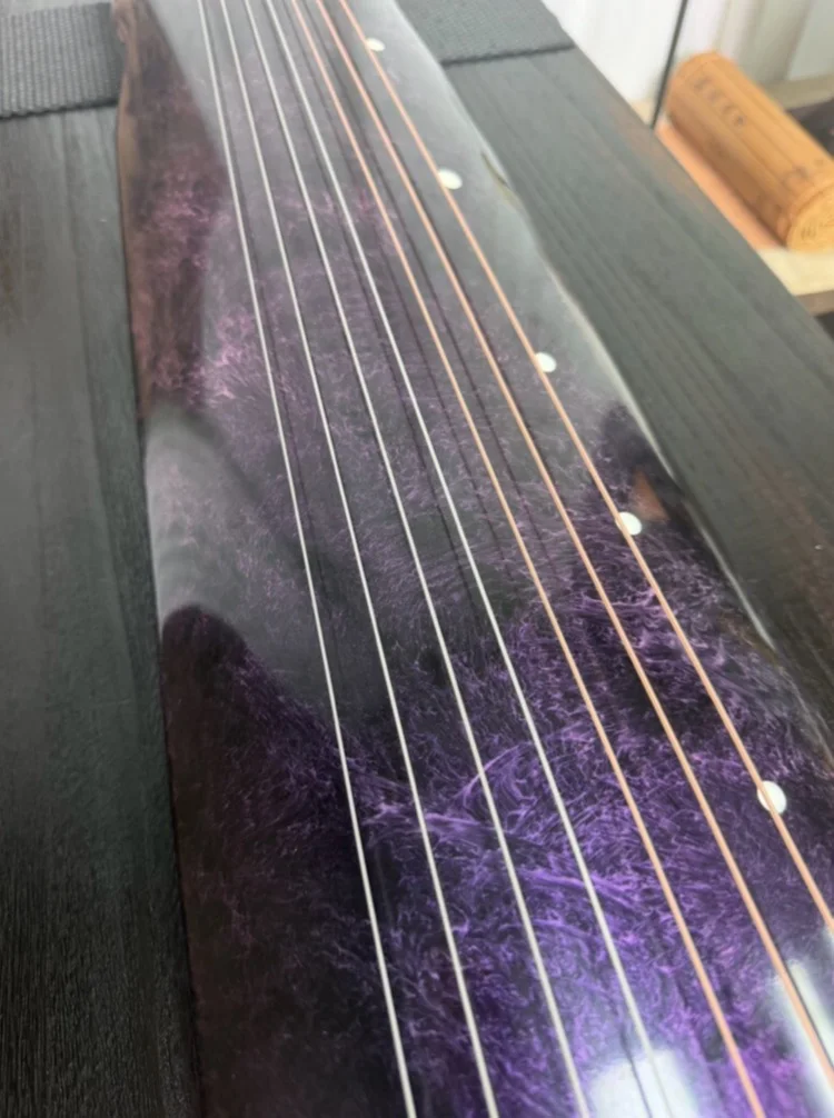 uxi Style Mini Guqin Knee Qin 108cm, Century Old Fir Wood, Drift Lacquer Craft, 7 String Chinese Traditional String Instrument