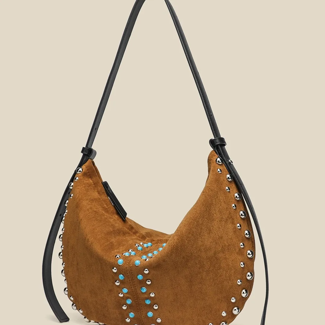 

New frosted rivets Single-shoulder deerskin velvet crossbody bag for autumn and winter Casual tote hand-held underarm women bag