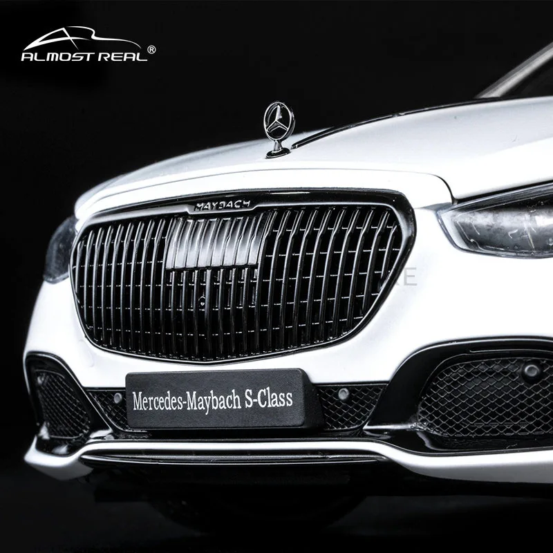 新登場！ほぼ実物そっくりのメルセデス・マイバッハSクラス「ダークナイト」シリーズ 1/18スケール 合金製シミュレーションカーモデル コレクション カスタムギフト