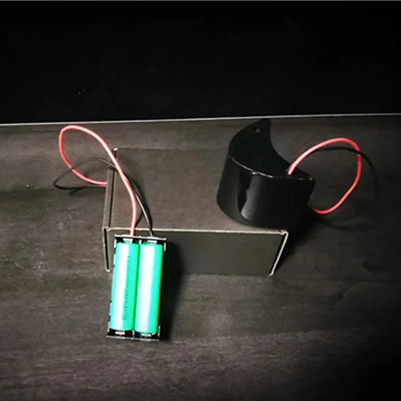 

Снежный аниматор (версия запястье) Снежные фокусы Аксессуары для фокусников Снегоуборд выдувной снегогенератор Сценические иллюзии Уловки Реквизит