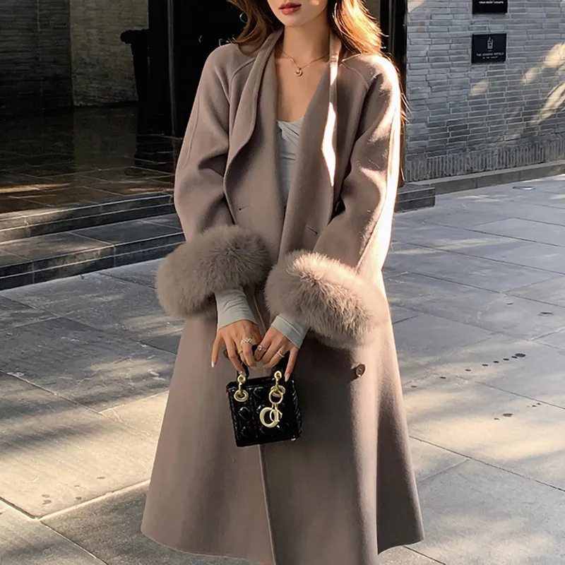 2024 Winter Cashmere Wool Coat Lady Elegant Fox Fur Cuff 100% Wool Trench Coat Fashion Oversized Coat