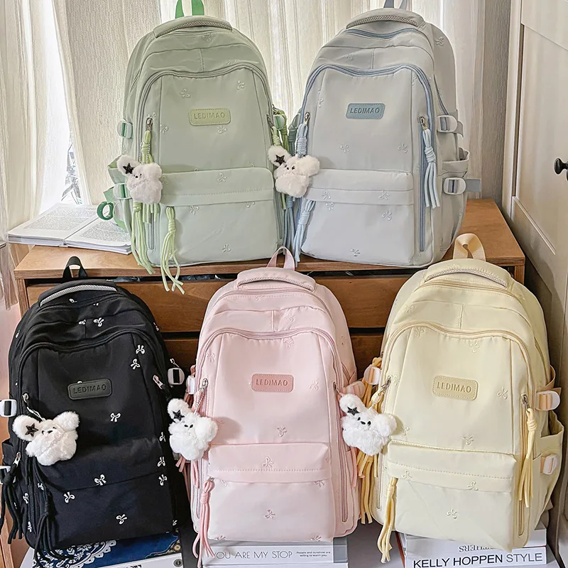 女の子用大容量バックパック-新しいマルチコンパートメント-ホワイトパピーペンダント付きスクールバッグ-多用途学生用調節可能なストラップ付きバックパック
