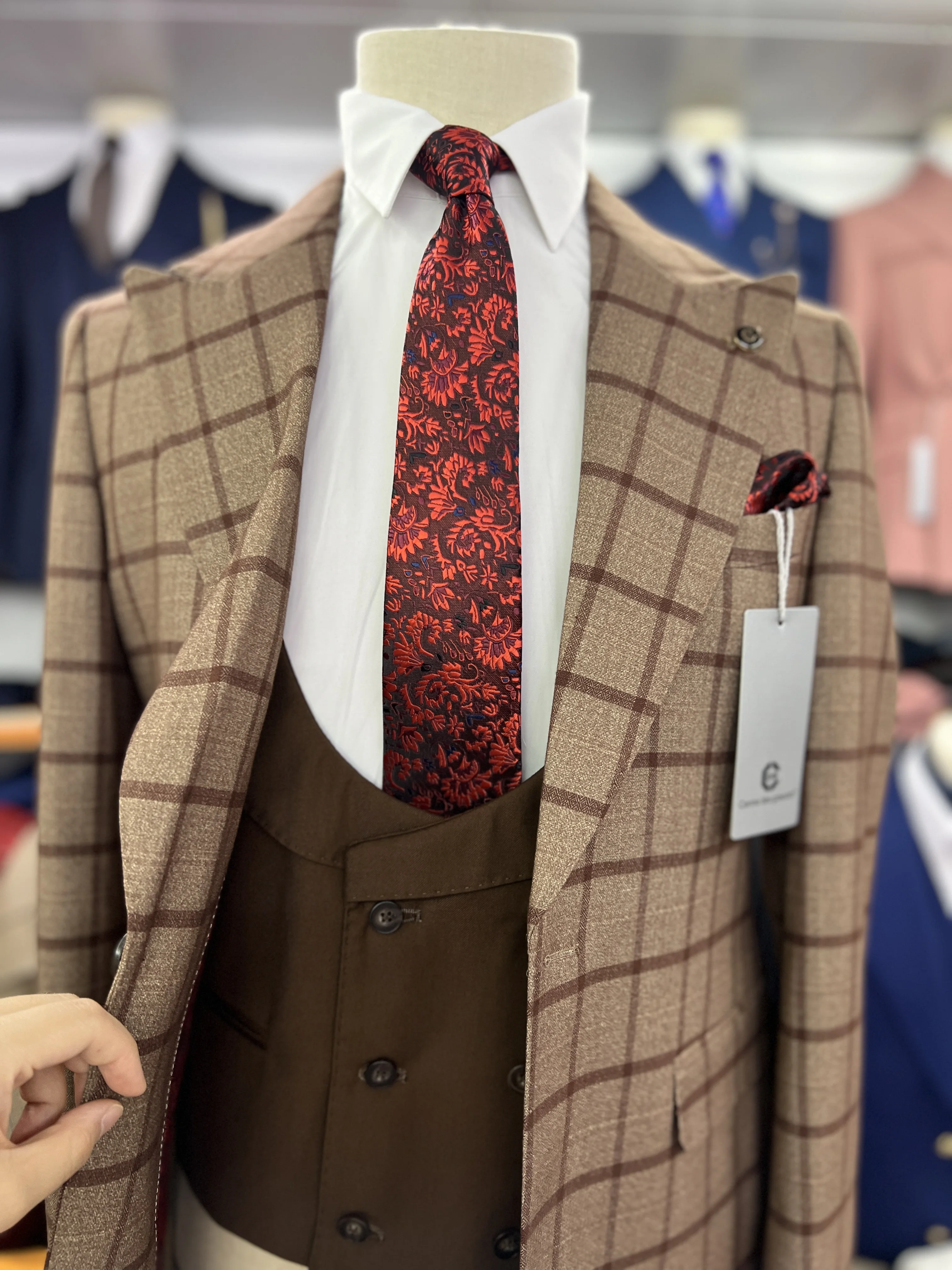 Cenne Des Graoom 2022 Classic Brown Window Pane Checked Plaid Blazer 3 Piece Vintage Suits For Men Wedding Formal Business Party