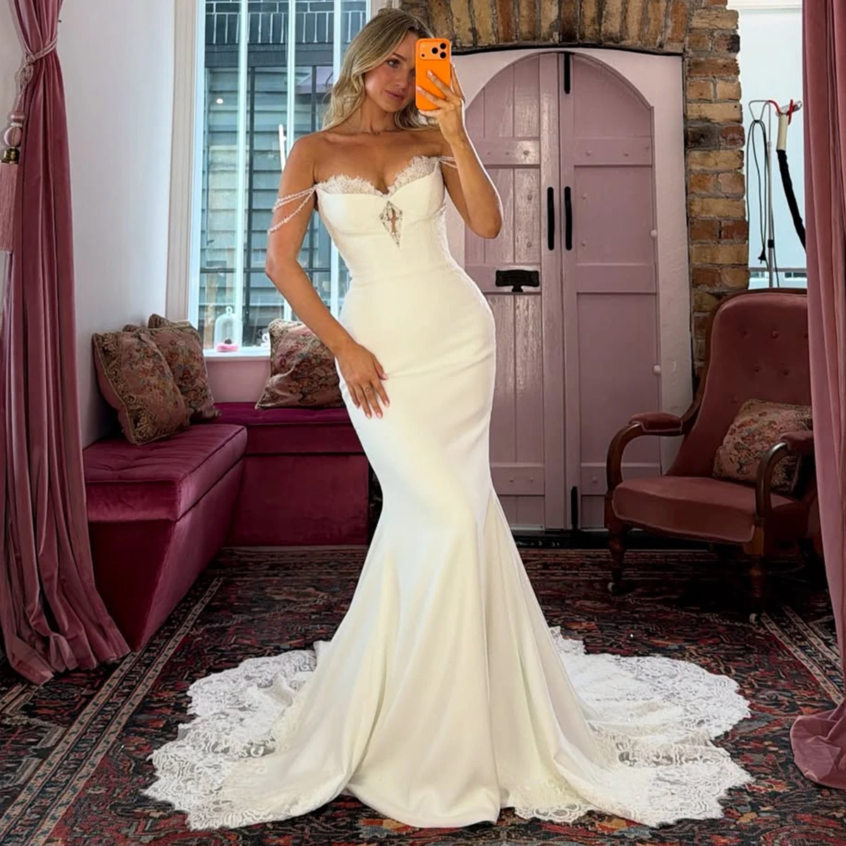 

Elegant Satin Appliques Mermaid Wedding Dresses With Train Backless Long V Neck Bridal Party Gown With Train Vestidos Novia