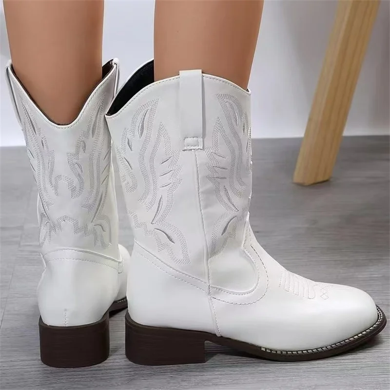 Autumn/Winter 2024  Western Cowboy Boots All-in-one Adult Women\'s Boots Embroidered Sleeve Rider Motorcycle Boots Mid-calf Boots