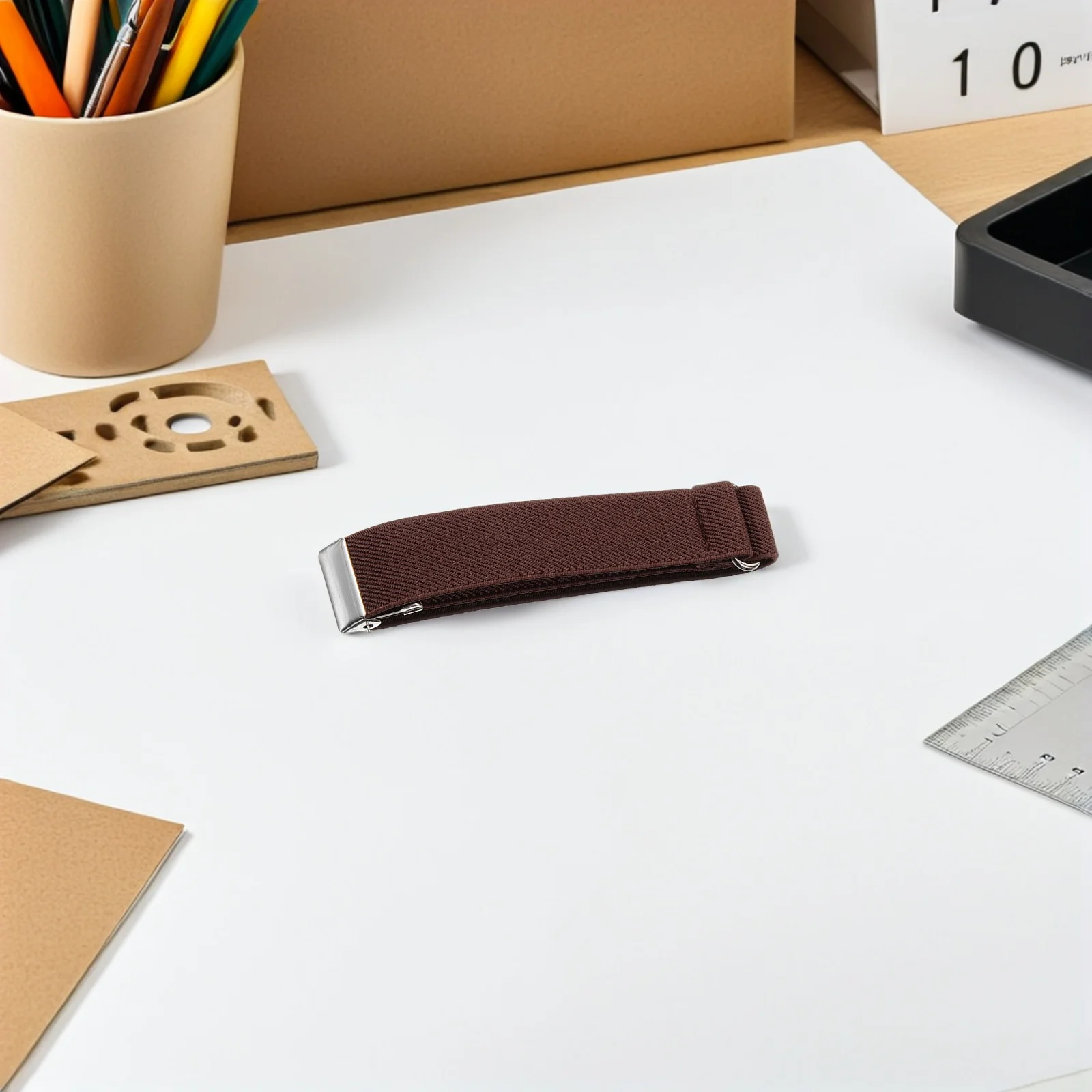 

Elastic Arm Bands for Men Women Sleeve Garters Adjustable Stretchy Armband Holders Shirt Cuff Stays Retainers Coffee Color