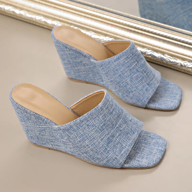 

Женские сандалии и тапочки, новинка лета 2023, универсальные шлепанцы с открытым носком, сексуальные сандалии на высоком каблуке