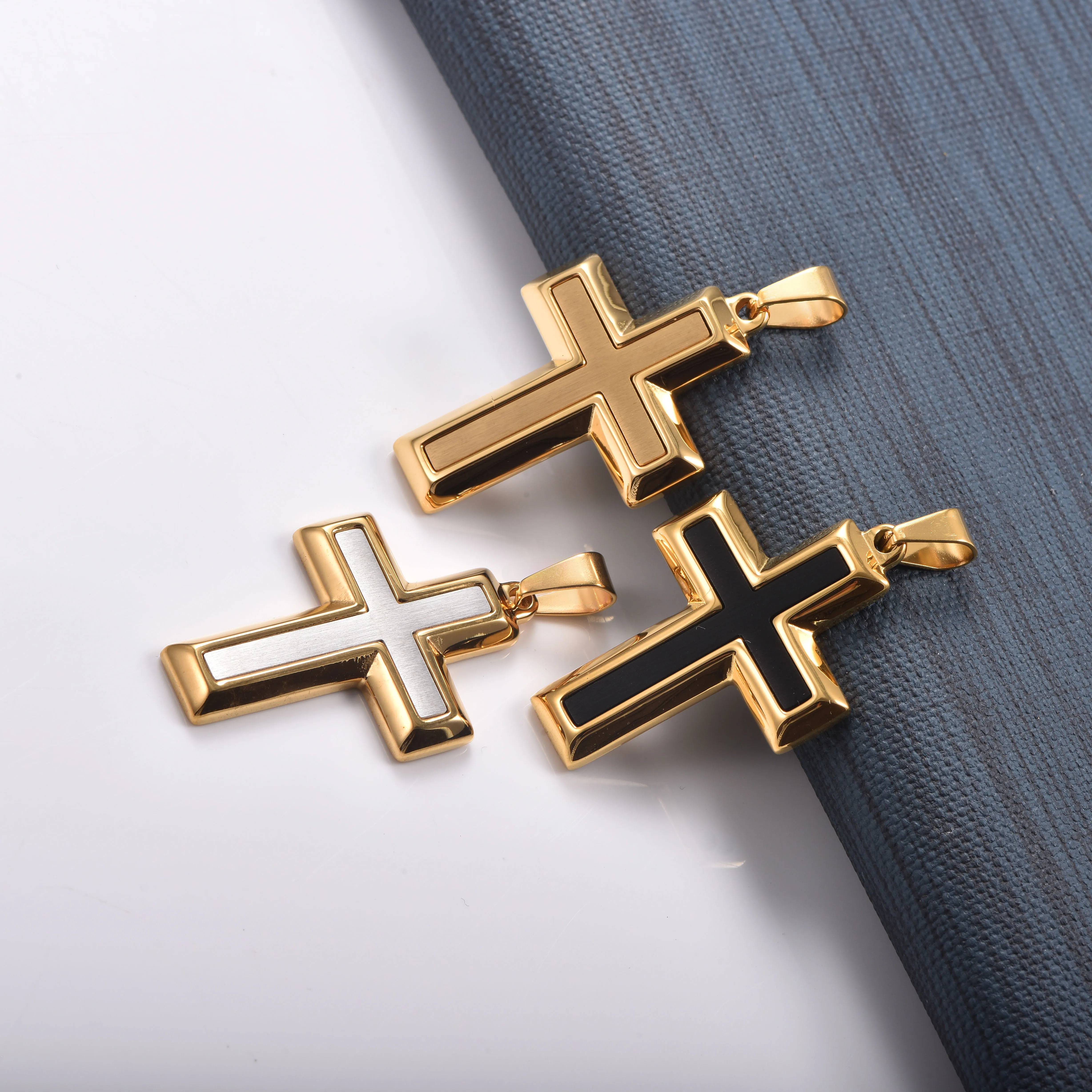 Mehrschichtige Kreuz-Anhänger-Halskette aus Edelstahl, Unisex, Herren-Halskette, Geschenk – Detail 8
