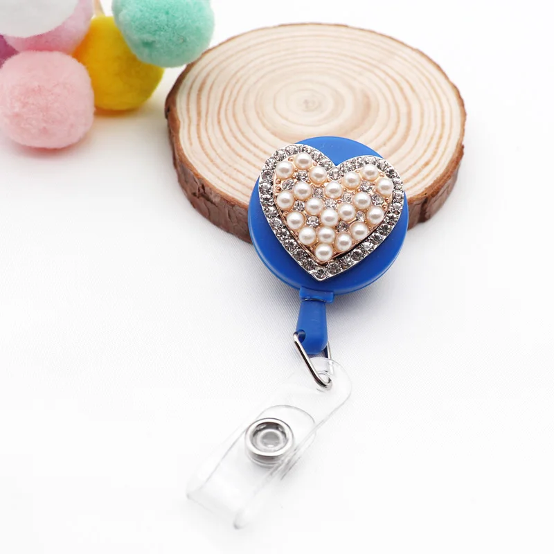 New Lovely Love Heart Badge Reel Bus Card Student Nurse Crystal Rhinestone ID Name Card Badge Holder Retractable Reel Keychain