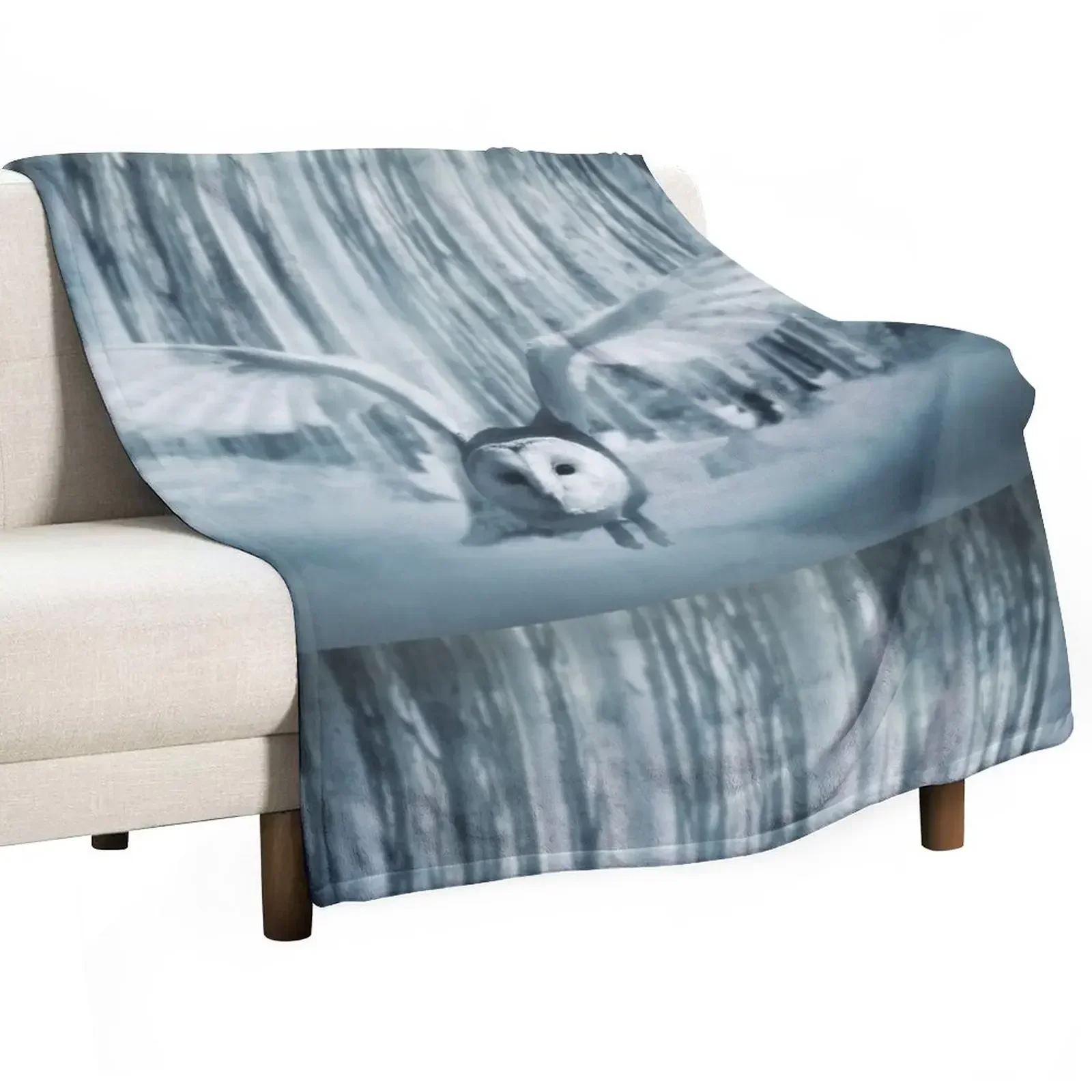 New Snowy Owl In Flight Throw Blanket Bed linens Bed bed plaid Furrys Blankets