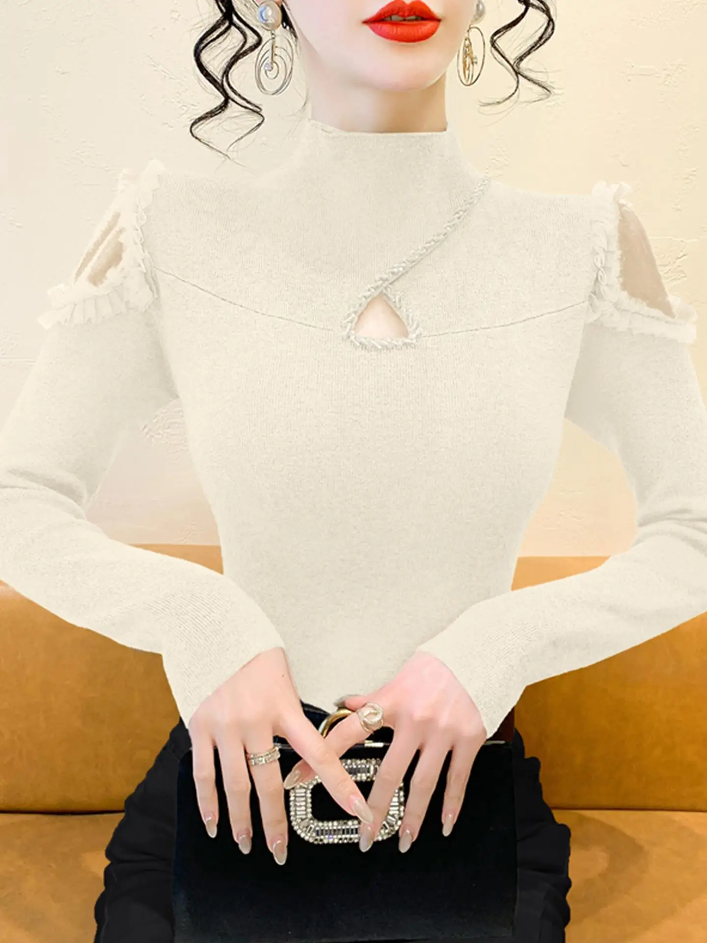 เสื้อถักไหมพรมเซ็กซี่สำหรับผู้หญิง คอสูง ทรงเข้ารูป โชว์ไหล่ ดีไซน์ทันสมัย แขนยาว