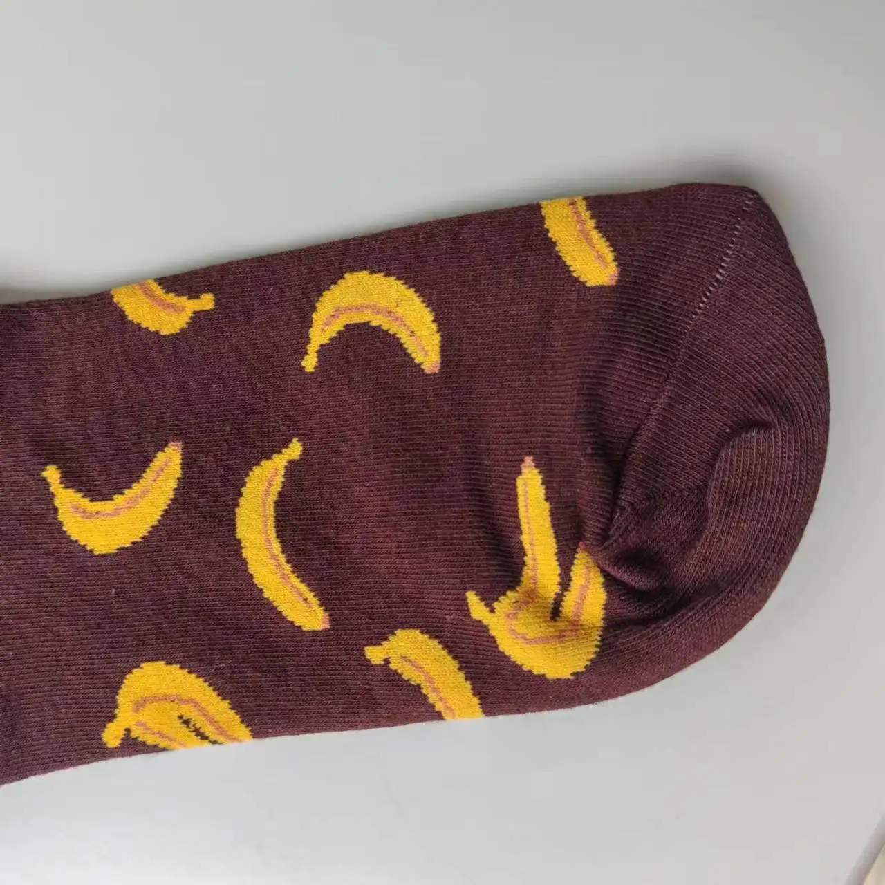 Trendy Brown Banana Print Mid-calf Socks Men Fruit Stylish Gift Men Husband Cute Trendy Funky Colorfu Work Socks Casual