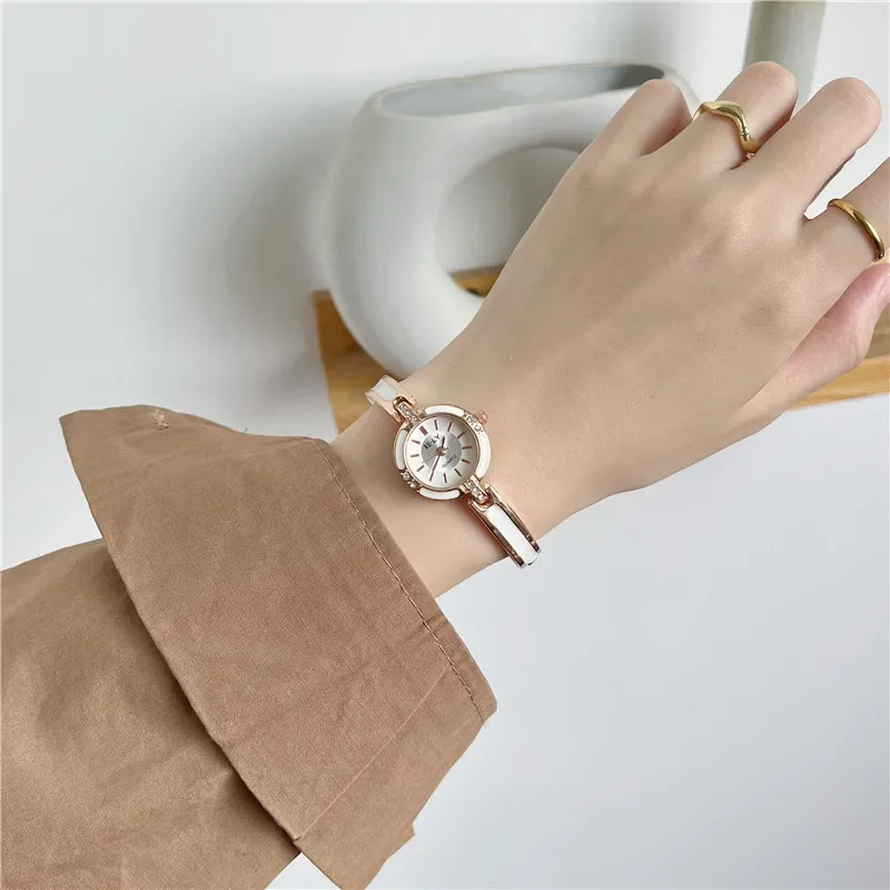 Brand Women Bracelet Watch Simple Fashion Thin Band Quartz Watch Alloy Wristwatches Gift Clock Dropshipping Relojes Para Mujer