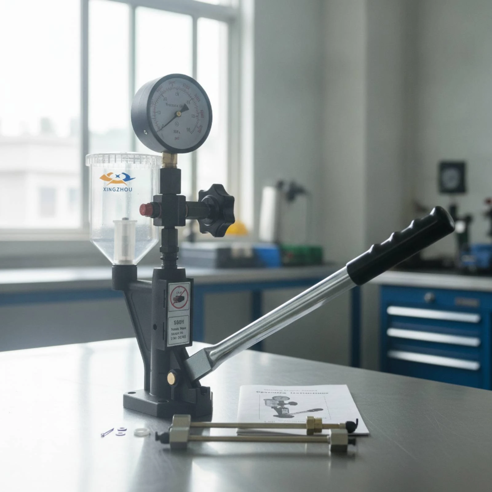 Fuel Injector Nozzle Tester Bench-Top Manual Injector Tester Kit Adjusting for Mechanics, Automotive Workshops
