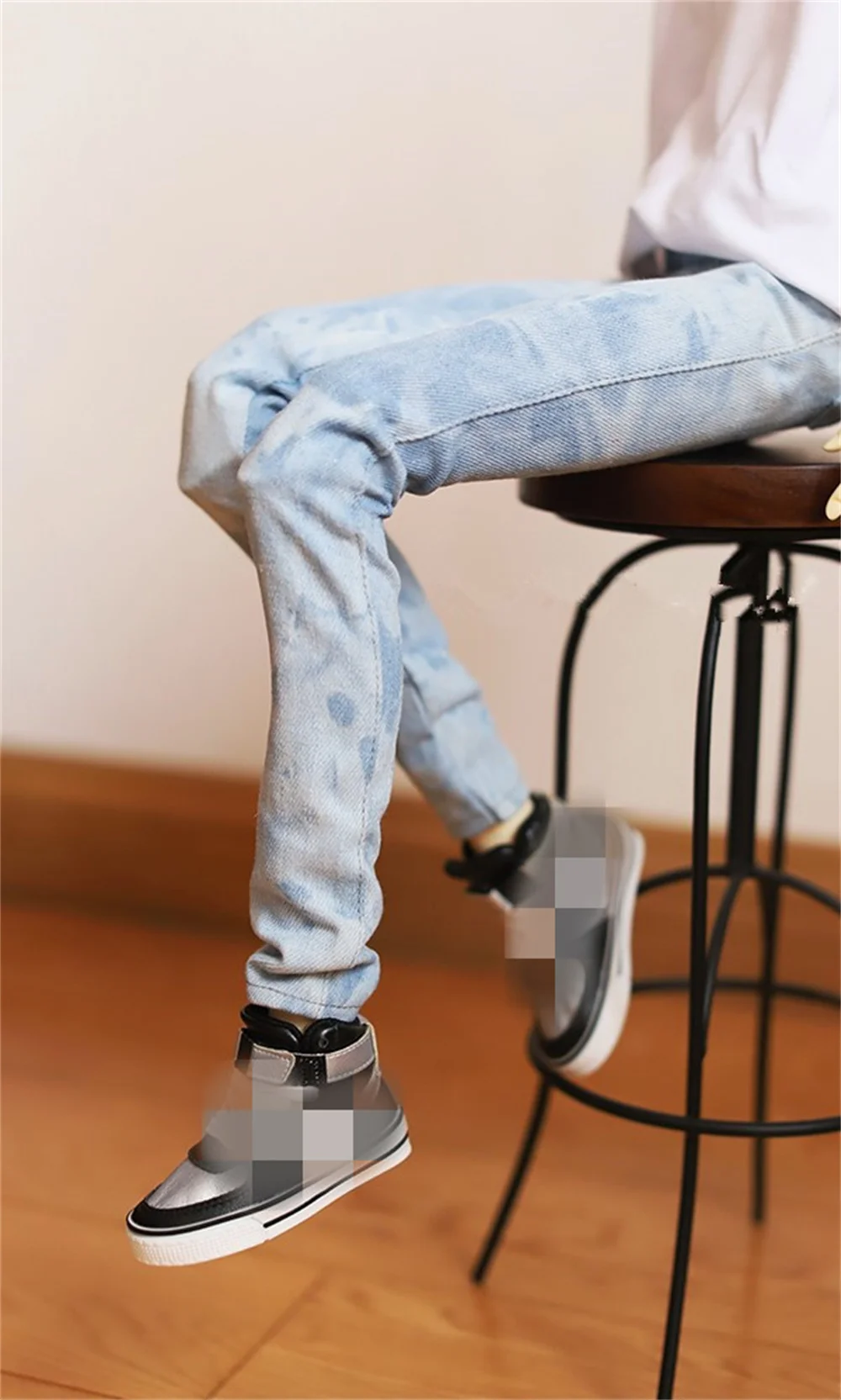 

BJD clothes and trousers suitable for 1/3 1/4 Uncle MSD size mottled tie-dyed light blue wash jeans doll accessories