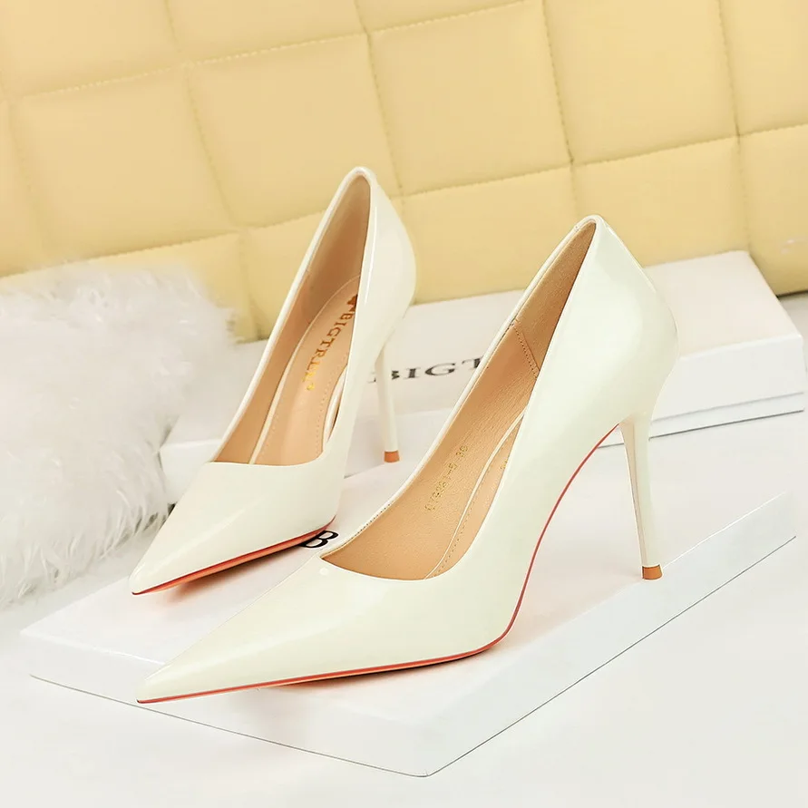 Style Women's Fashion Simple Slimming Lacquer Skin Shallow Mouth Pointed High Heel Single Ladies Shoes Women Pumps женские туфли