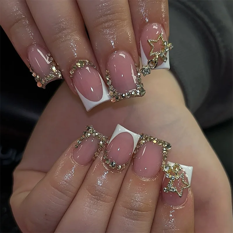 24 piezas uñas postizas francesas con estampado de leopardo, para chicas atrevidas, set de uñas de presión, marrones cortas cuadradas con diamantes 5