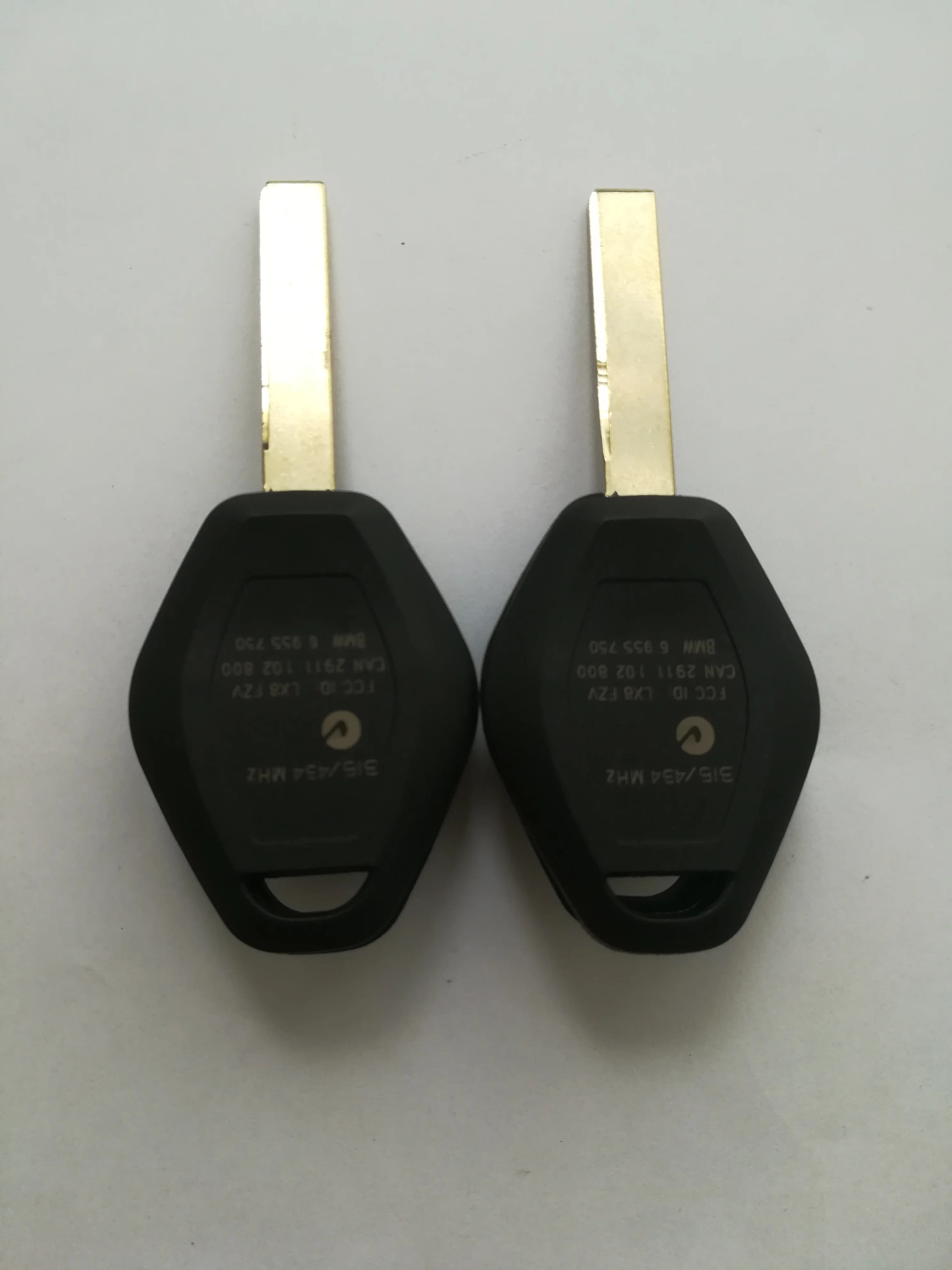 2pcs Remote Key Case for 2001 2002 2003 2004 2005 BMW M3 Z4 330Ci 330i 330xi LX8FZV