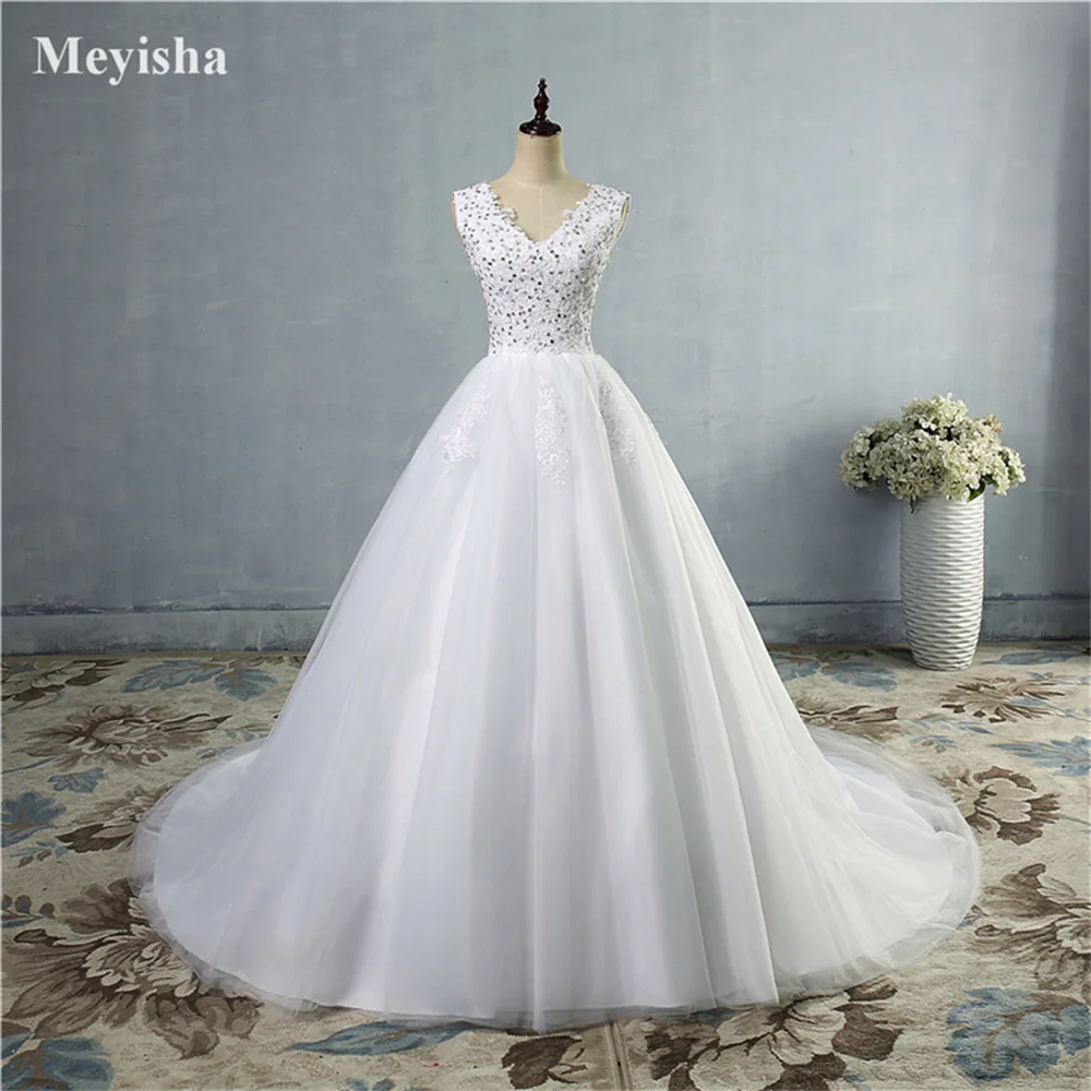 

ZJ9064-S Customized 2024 White Gown Tulle Beads Crystal Beads V Neck Wedding Dresses Brush Sweep Train For Bride Dress Plus Size