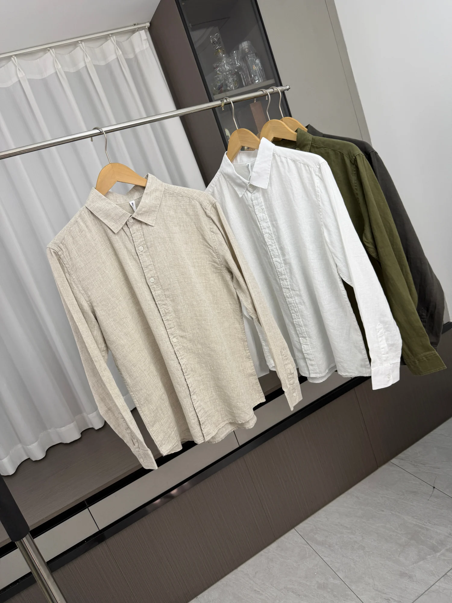 

Elegant Casual Men's Long Sleeve Linen Shirt Comfortable Breathable Lightweight Spring Summer Fashion Urban Style Youth Daily...