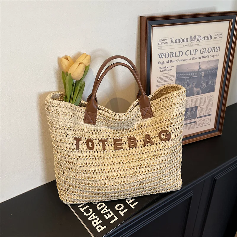 Bolso de mano de paja tejido a mano para mujer, versátil, bandolera de gran capacidad con diseño de letras, bolso sencillo para el día a día
