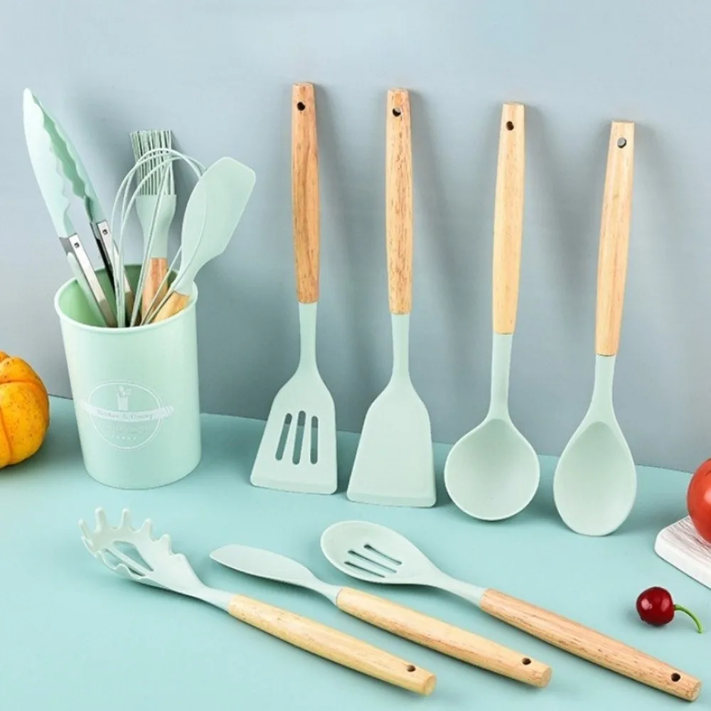 

12pcs Wooden Handle Kitchen Utensils Set Heat Resistant Eco-Friendly Non-Stick Cookware Set with Storage Bucket Silicone