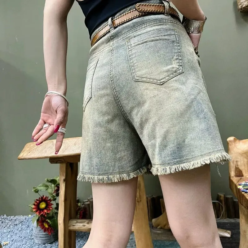 Rivetti Harajuku Moda Retro Pantaloncini di jeans Estate 2025 Nuovi pantaloncini da cowgirl in elegante fidanzato Bermuda Booty Shorts Donna Jorts