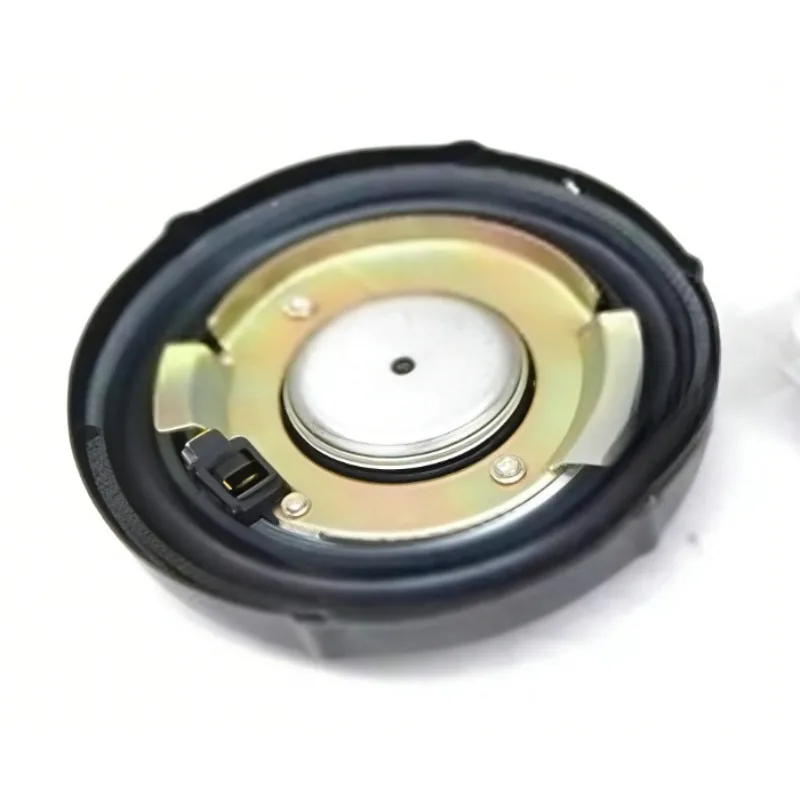 

Lockable Fuel Tank Cap Tractor Parts for Case New Holland 1654/T1804B