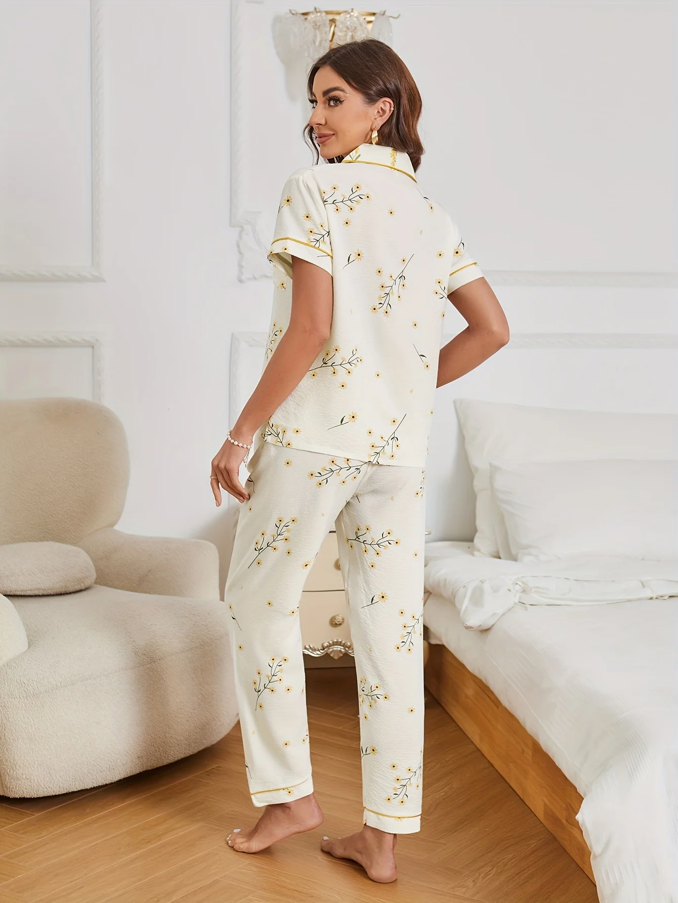 Floral Print Pajama Set Casual Short Sleeve Buttons Lapel Top & Elastic Pants Women's Sleepwear