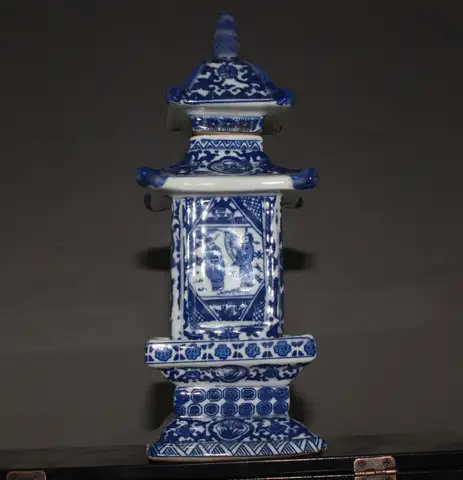 Old Collecting Antique Chinese Blue and White Porcelain Layered Tower Vases