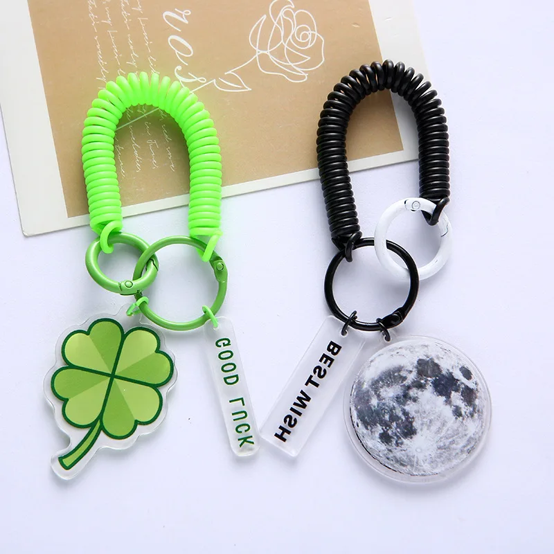 Yeni yeşil ay anahtarlık moda yaratıcı güzel dört yapraklar yonca şanslı anahtarlık çift çanta araba kolye anahtarlık