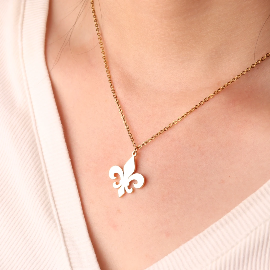 Stainless Steel  Fleur De Lis Necklace Pendant Flower Lily Saint Nicholas Lotus Catholic French Royalty Necklace Women Jewelry