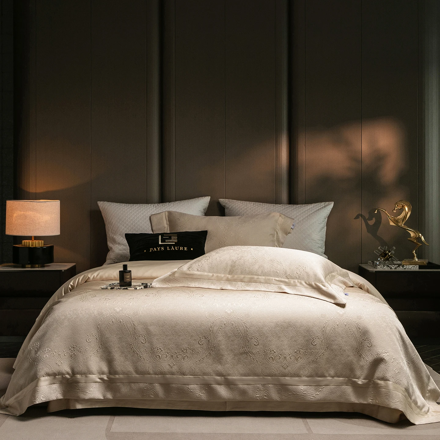

Thick Woven Embossed Jacquard Lyocell Cotton Bedding Set, Soft Silky Duvet Cover Set, Pillowcases, Bed Sheet/Fitted Sheet, 4Pcs