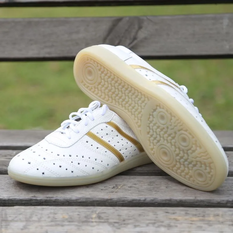 العلامة التجارية الكلاسيكية الرجال النساء فنون الدفاع عن النفس حذاء العلامة التجارية الفاخرة تاي تشي أحذية للجنسين جوفاء جلدية رياضة التدريب حذاء Wushu حذاء الرجال