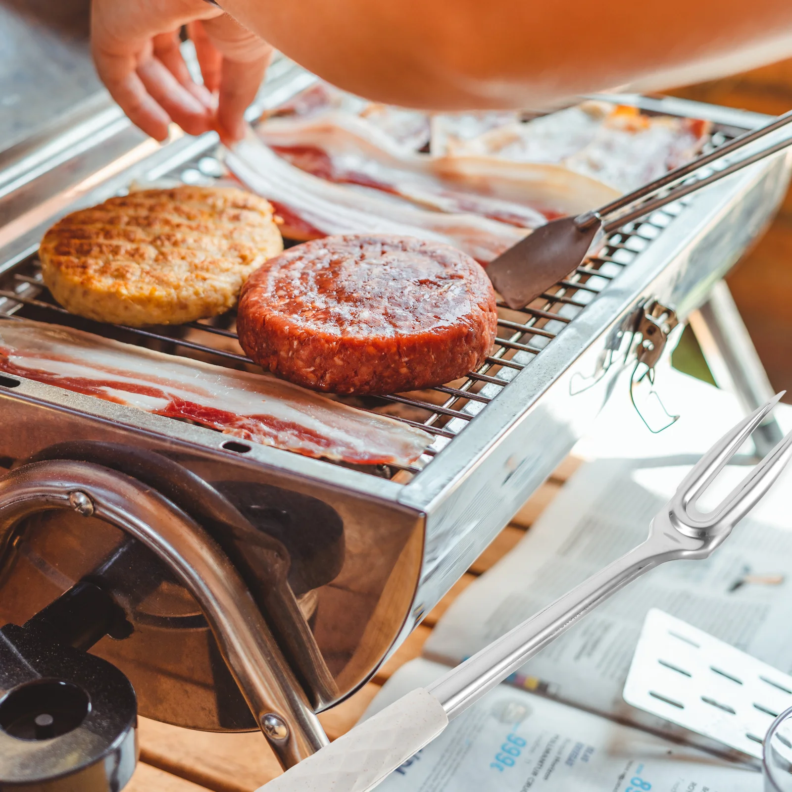 

Stainless Steel Meat Fork Curved Prongs Sharp Tips for Kitchen Serving Carving Pierce Meat Roasts Potatoes