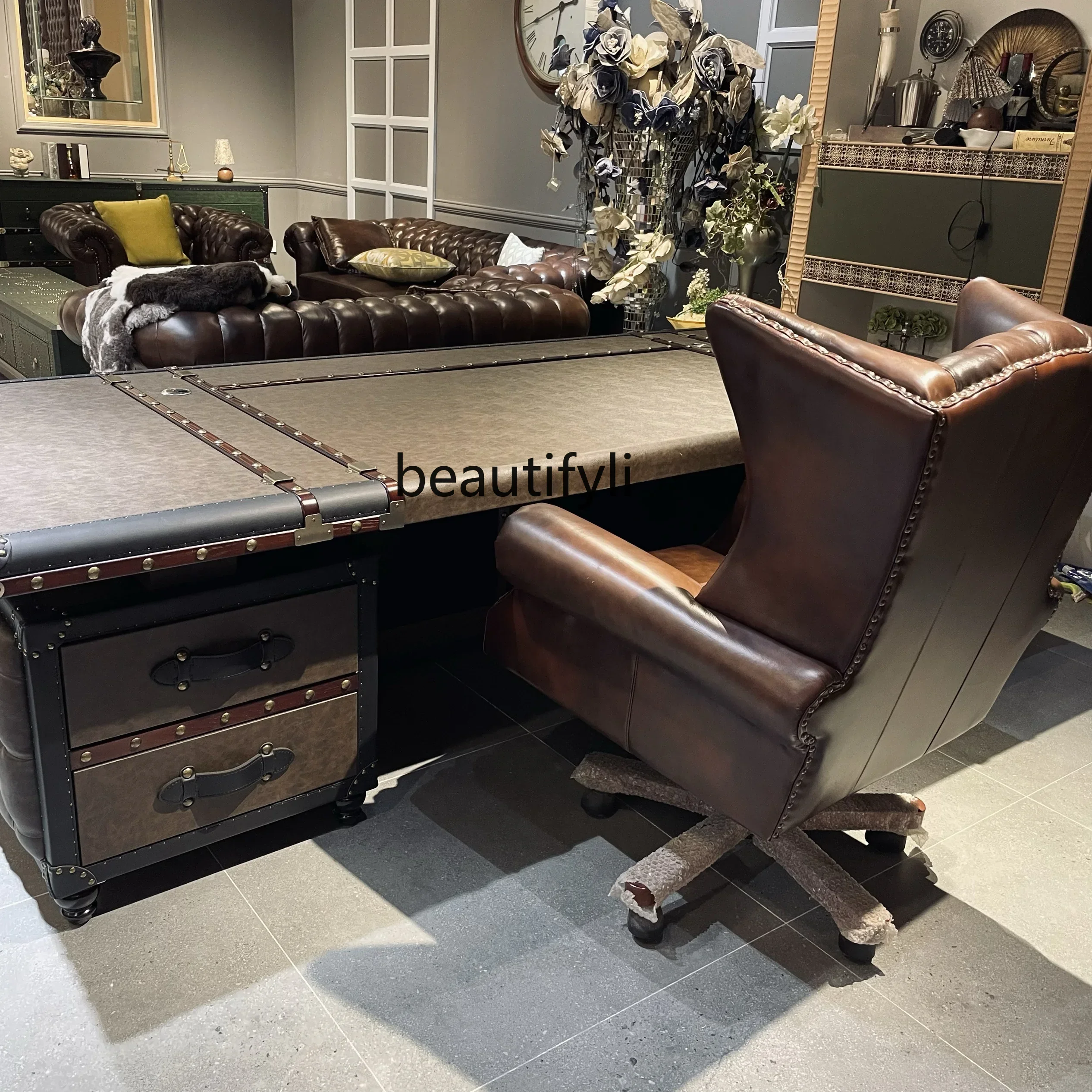 

J185 American retro light luxury high-end atmosphere big class desk president boss table living room furniture