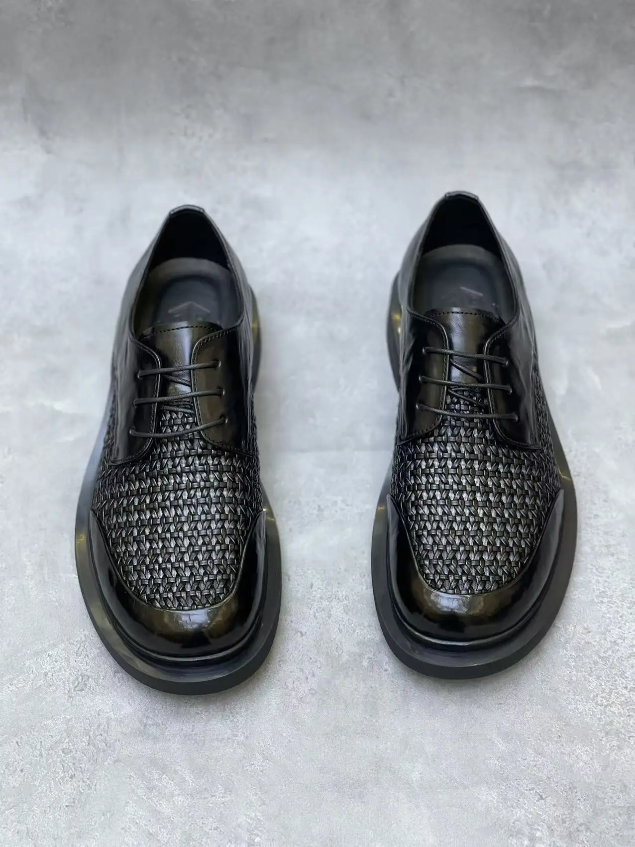 

Удобные повседневные мужские туфли премиум-класса из натуральной кожи с плетеным верхом, дышащие, легкие, модные, на плоской подошве, для бизнеса