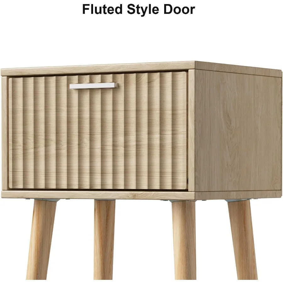 Set di 2 comodini piccoli con ante scanalate e piedini in legno massello Tavolini moderni dal design moderno della metà del secolo per camera da letto, ideali per Smal