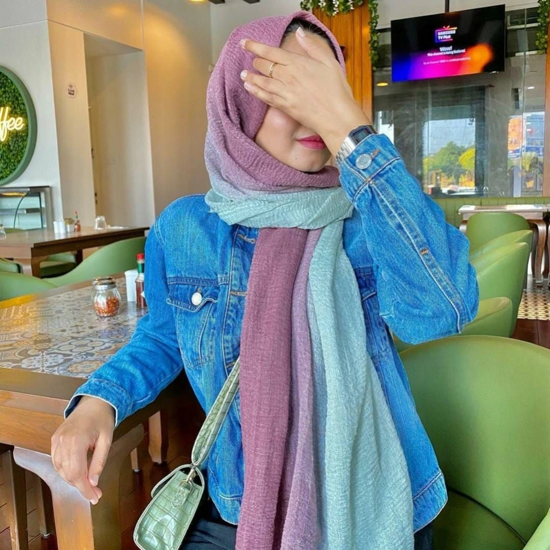 Hot Sale New Polyester Crinkled Two-tone Color Bubble Cotton Scarf Headband Beach Hijab Summer Muslim Wraps Shawls Wholesale