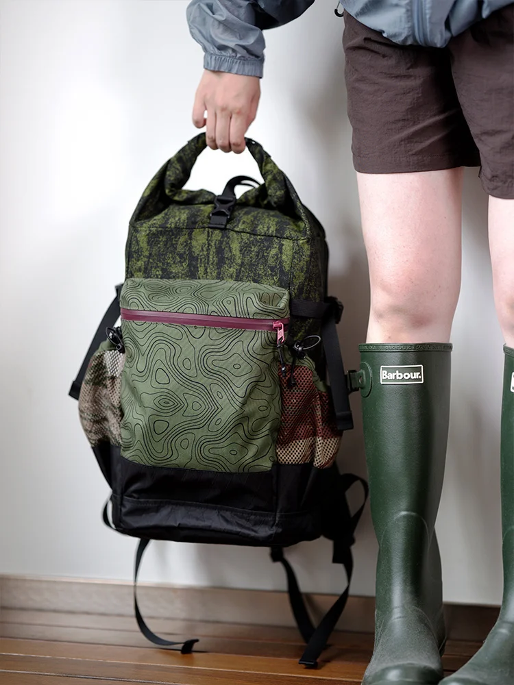 

Original HouseDesign Lightweight Hiking Backpack Large Capacity Outdoor Mountain Climbing Bag Retro Artistic Style Dual Straps
