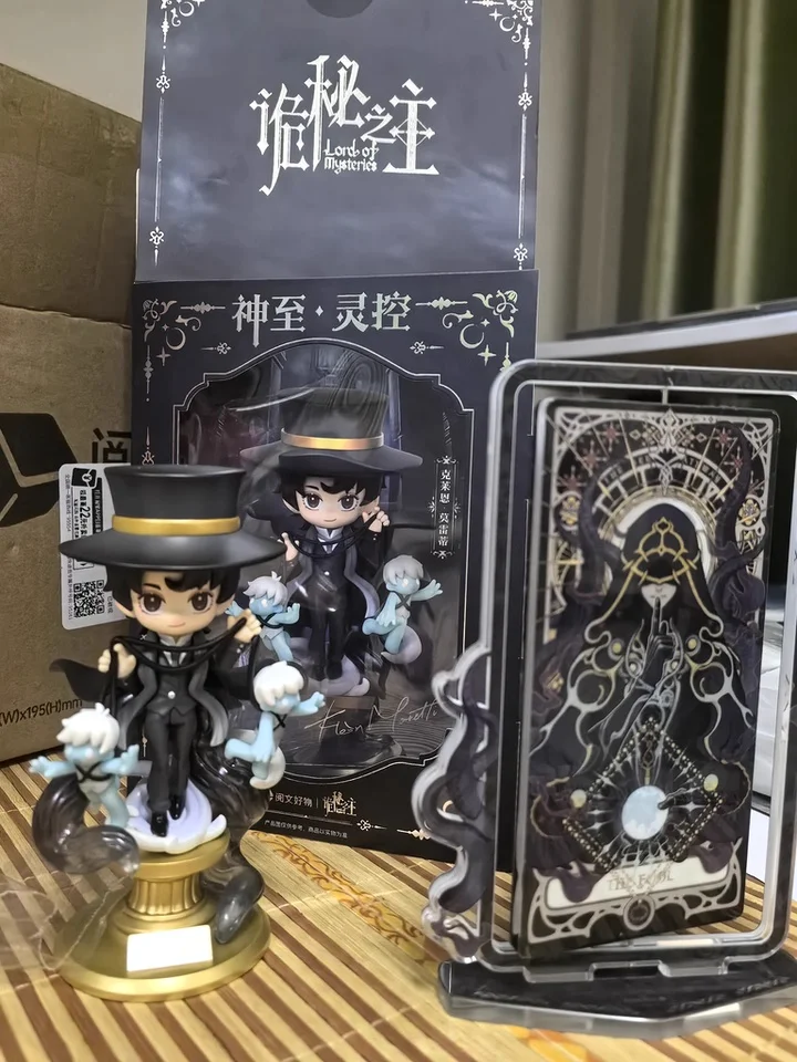 

Q-Version Anime Doll Genuine Lord Of The Mysteries 13cm Klein Moretti Collectible Toys Decoration Anime Peripheral Gift For Fans