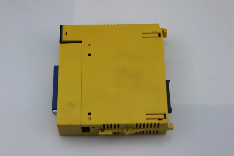 Per FANUC A03B-0807-C105 Modulo di interfaccia I/O usato A03B-0807-C105
